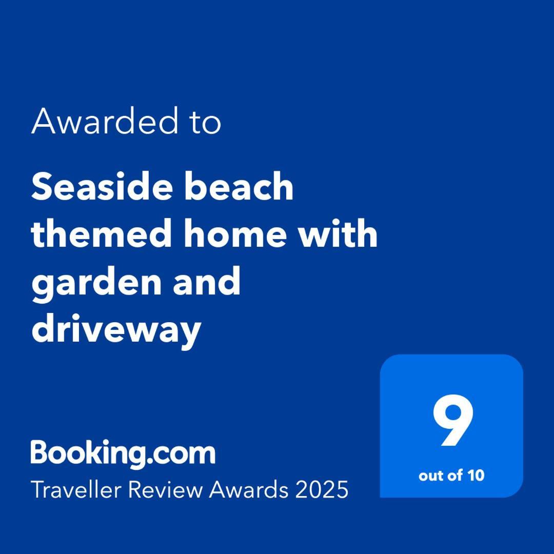 Seaside Beach Themed Home With Garden And Driveway Lytham St Annes Exterior photo